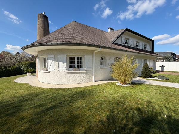 Maison 8 pièces 265 m2