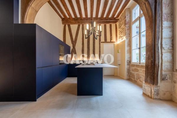 Vente Appartement 2 pièces de 84m² - 75004 Paris