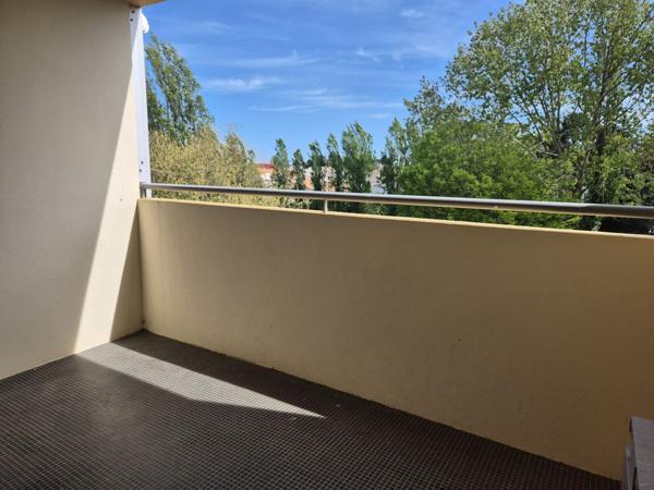 Appartement Les Sables D Olonne 3 pièces 61 m² terrasse proche Tanchet et commerces
