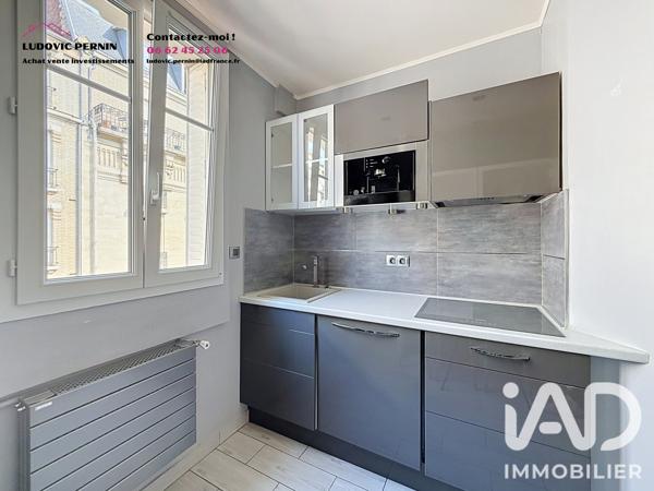 Appartement à vendre 4 pièces 76,87 m² Courbevoie