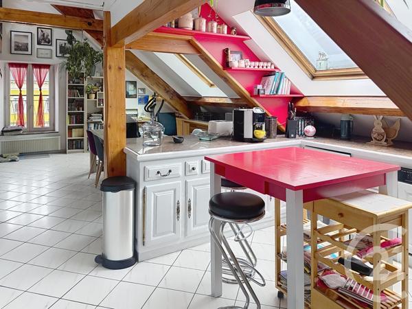 Appartement F4 à vendre  5 pièces - 106,40 m2 REMIREMONT - 88