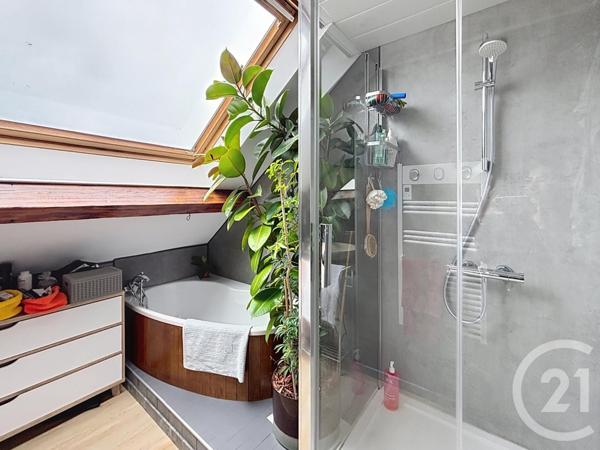 Appartement F4 à vendre  5 pièces - 106,40 m2 REMIREMONT - 88