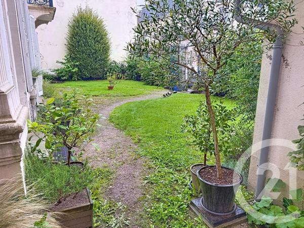 Appartement F4 à vendre  5 pièces - 106,40 m2 REMIREMONT - 88