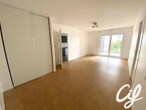 Appartement T4 NANTES Galarne - 76.25 m2  360 000 Euros