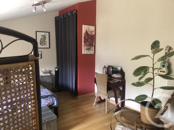 Maison à vendre  3 pièces - 73,46 m 2   ST JEAN D ANGELY  - 17