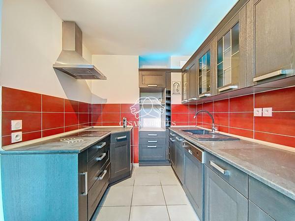 Appartement T3 avec grande terrasse dans résidence récente