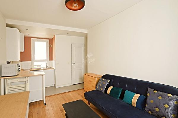 PARIS XVIII / DPE E / Appartement 2 pièces 260 000 € - Référence 15130