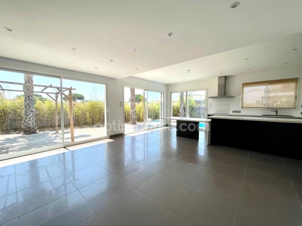 VILLA CONTEMPORAINE 4 PIÈCES 113 M2 PISCINE & GARAGE