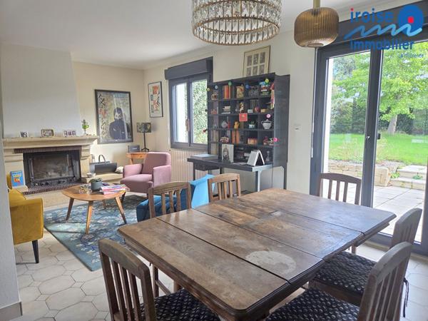 MAISON NON MITOYENNE EN PARFAIT ETAT