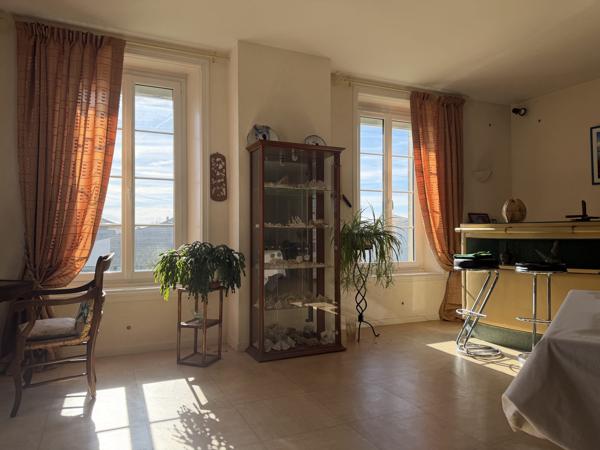 Maison occupée + Gite libre