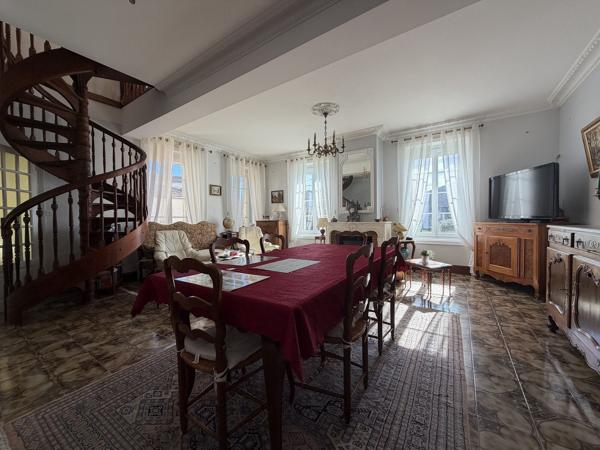Maison occupée + Gite libre