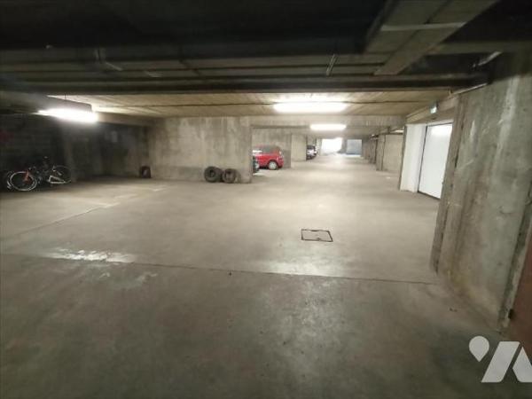 *** VIAGER OCCUPE ***  Femme de 82 ans.  Appartement T4 d'une superficie de 107.64m² idéalement...