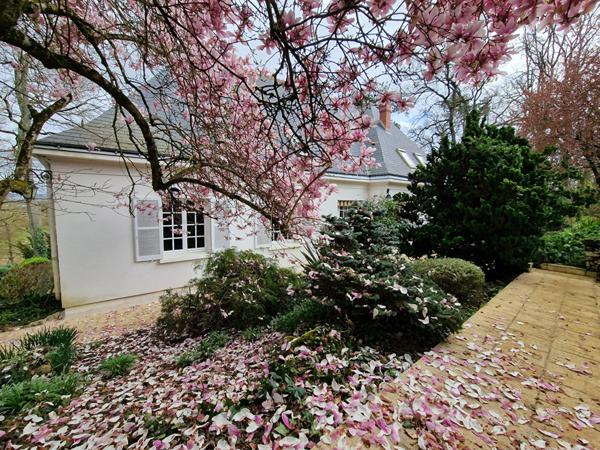 A VENDRE 37300 JOUE-LES-TOURS - Demeure de 245 m² à vendre