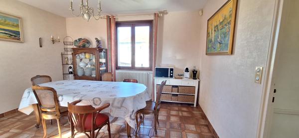 Maison  Bourgeoise spacieuse  de 171 m2  , 5 ch à vendre à Bourg-en-Bresse - Réf: Fs3380