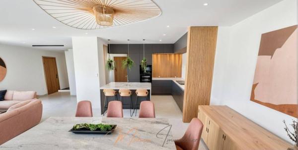 Maison 5 pièces 120m² à vendre à Saint-Genis-Pouilly 01630