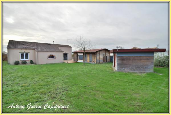 Maison à vendre 6 pièces LA GAUBRETIERE (85)