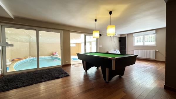 Vente Maison320 m² - 10 Pièces - DAMMARIE LES LYS (77190)