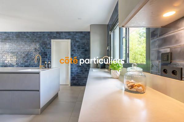 Vente Maison235 m² - 8 Pièces - SAINT MAUR DES FOSSES (94100)
