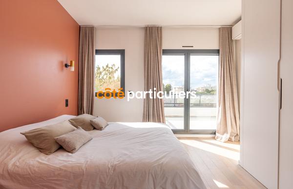 Vente Maison235 m² - 8 Pièces - SAINT MAUR DES FOSSES (94100)