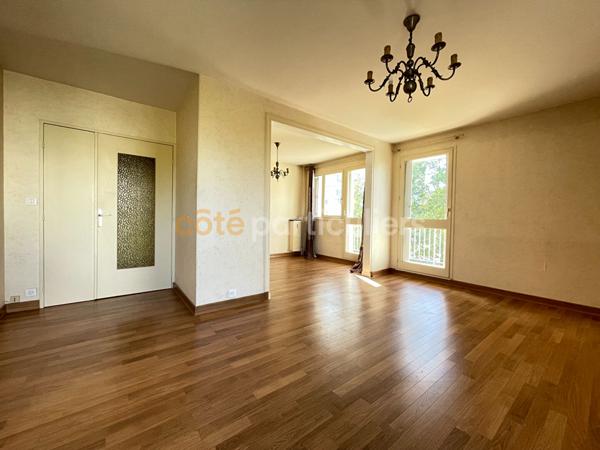 Vente Appartement76,91 m² - 4 Pièces - ORLEANS (45000)
