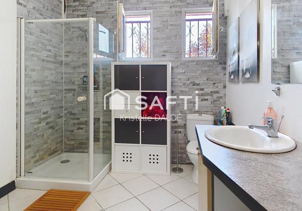 Maison familiale 6 chambres proche des écoles et commerces