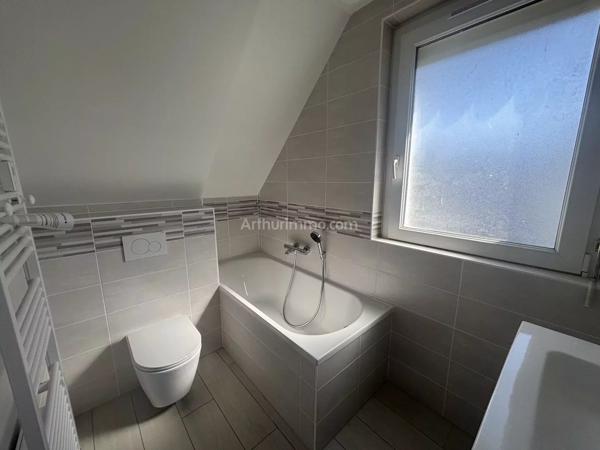 Location                                                      Maison
                        
                     4 pièces                      85 m2                     à Ploumagoar