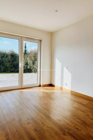 Vente                                                      Maison
                        
                     5 pièces                      97 m2                     à Colmar