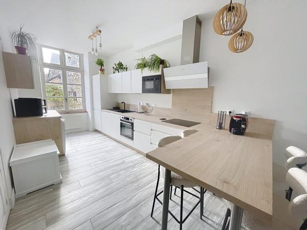 Maison à vendre 289 900 € Artenay 7 p 156 m² DPE D