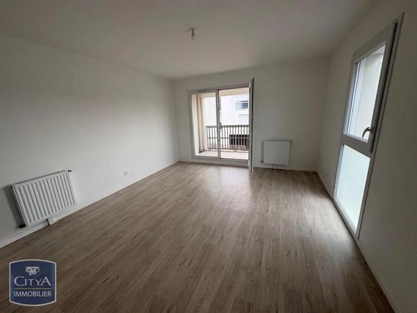 Appartement à louer 3 pièces 65.64m² Freneuse (78840)
