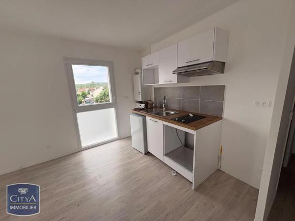 Appartement à louer 3 pièces 65.64m² Freneuse (78840)