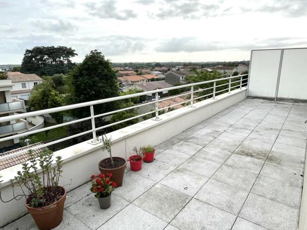 Appartement à vendre |  Cenon |  2 pièces | 40 m²
