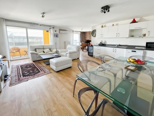 Appartement
         4 pièces
        - 110 m² 399 000 € *