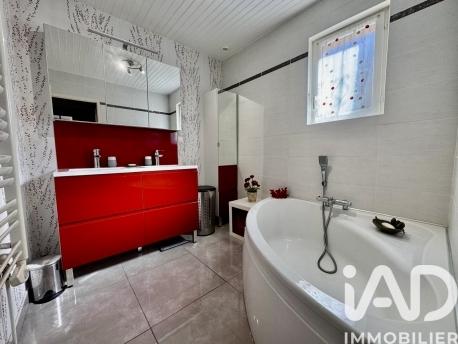 Maison à vendre 4 pièces 104 m² Saint-Julien-en-Genevois