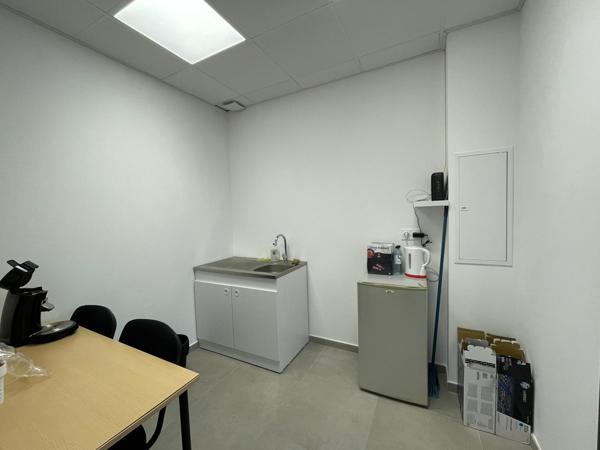 Folelli (20213) À louer – Local commercial / Bureaux – Disponible au 1er janvier 2026