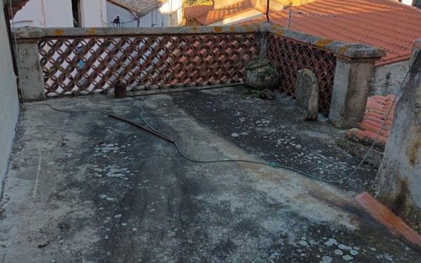 Maison à vendre    8 pièces •  Caramany