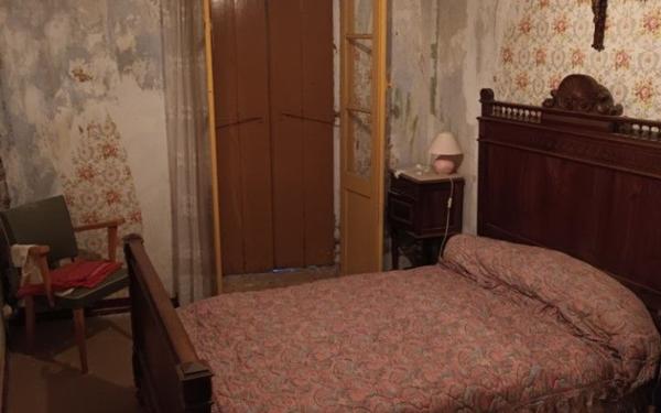 Maison à vendre    8 pièces •  Caramany