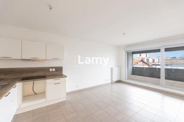 Bayonne allées marines - t2bis en duplex