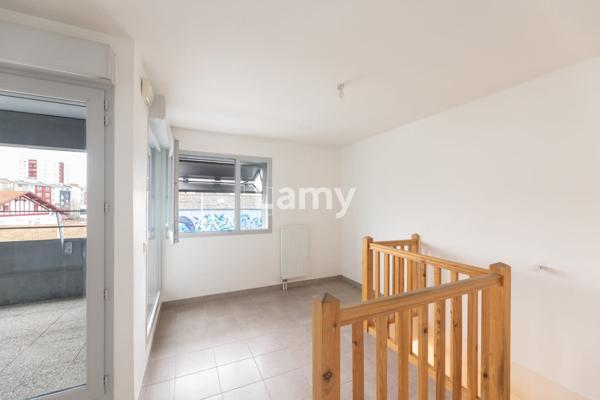 Bayonne allées marines - t2bis en duplex