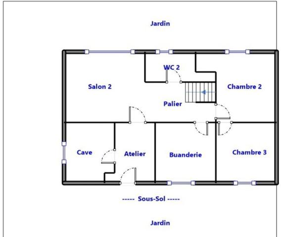 Maison familiale avec beau jardin plein sud – 4 chambres, garage – Travaux à prévoir