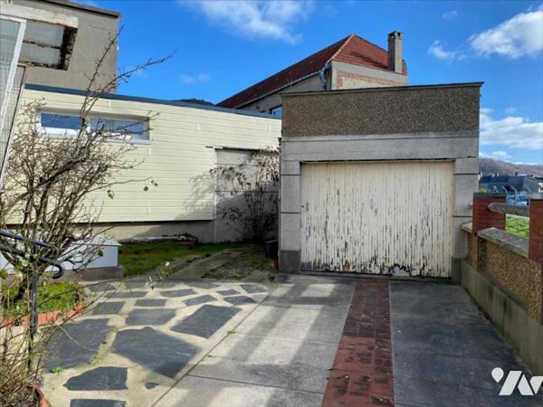 Proximité Centre Ville Maison avec jardinet et garage