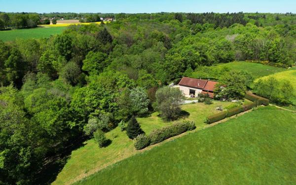Maison à vendre    5 pièces •  Couzeix