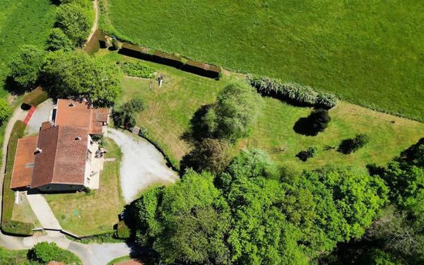 Maison à vendre    5 pièces •  Couzeix
