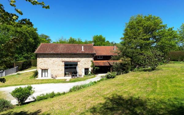Maison à vendre    5 pièces •  Couzeix