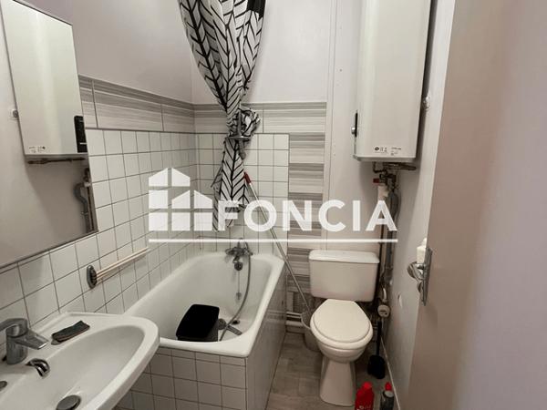 Location Studio 18.21 m² - 64 RUE DES TILLEULS Caen 14000