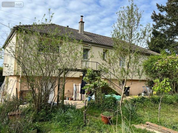 Maison à vendre à Sainte-Jamme-sur-Sarthe dans la Sarthe (72380), ref : 72126-3172