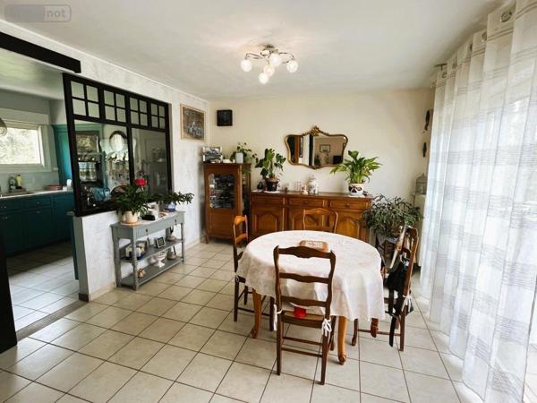 Maison à vendre à Sainte-Jamme-sur-Sarthe dans la Sarthe (72380), ref : 72126-3172