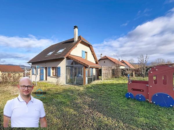 Maison à vendre 6 pièces LE PONT DE BEAUVOISIN (38) sur 800m2 de terrain.