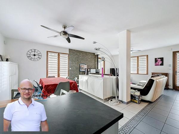 Maison à vendre 6 pièces LE PONT DE BEAUVOISIN (38) sur 800m2 de terrain.