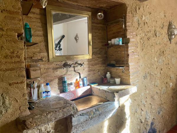 Propriété en pierre de la fin du 19eme siècle avec 12 chambres