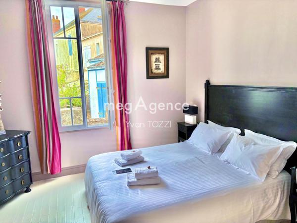 Maison à LES SABLES-D'OLONNE, 85100 - 12 pièces 279m²